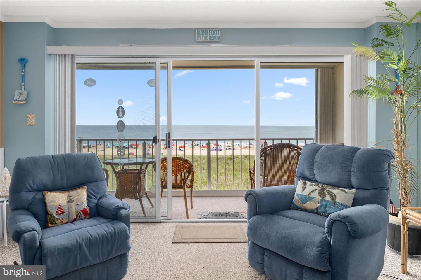 6109 Atlantic Ave #202