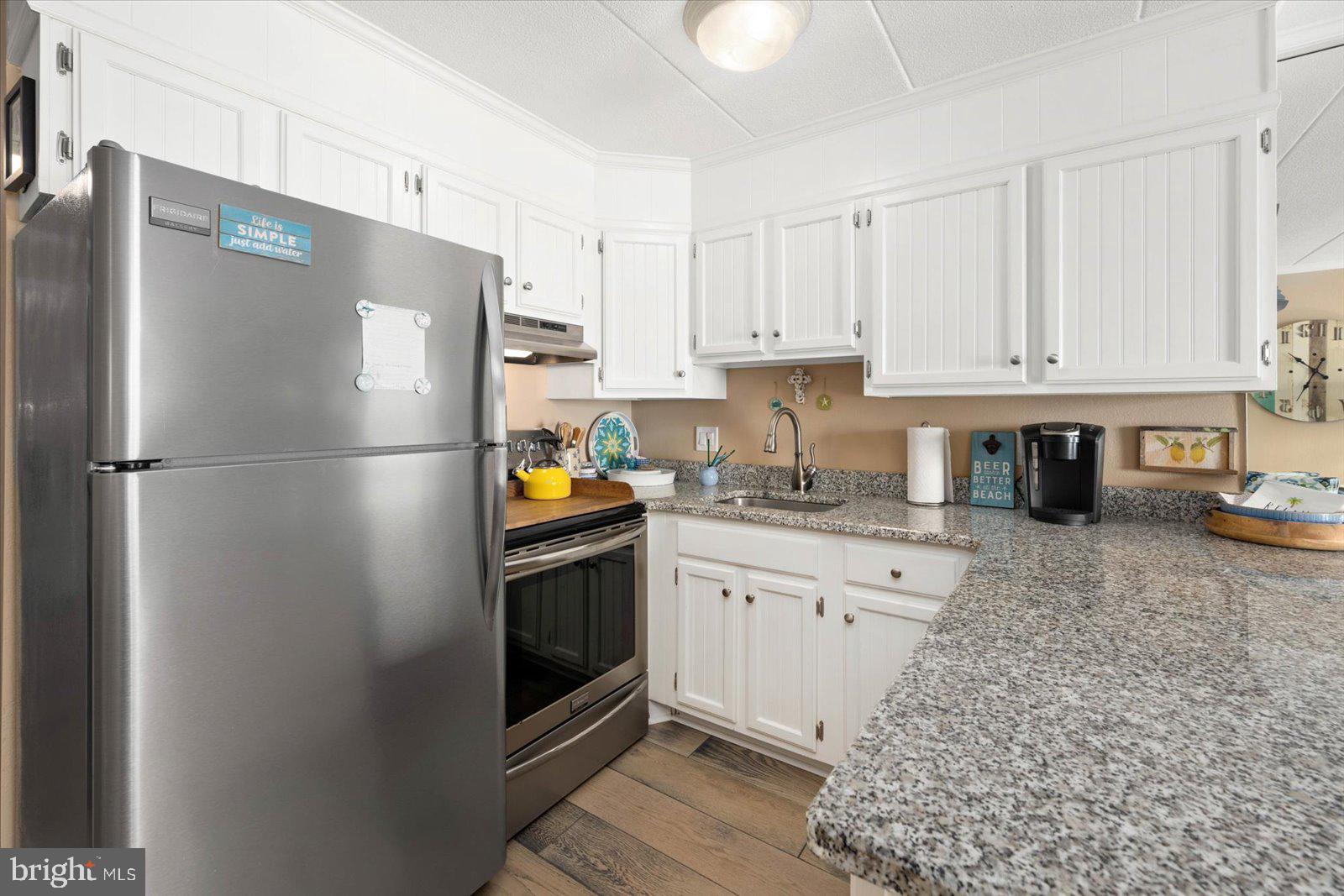 5201 Atlantic Ave #506