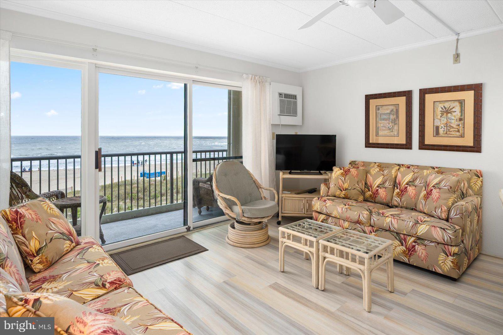 5801 Atlantic Ave #307