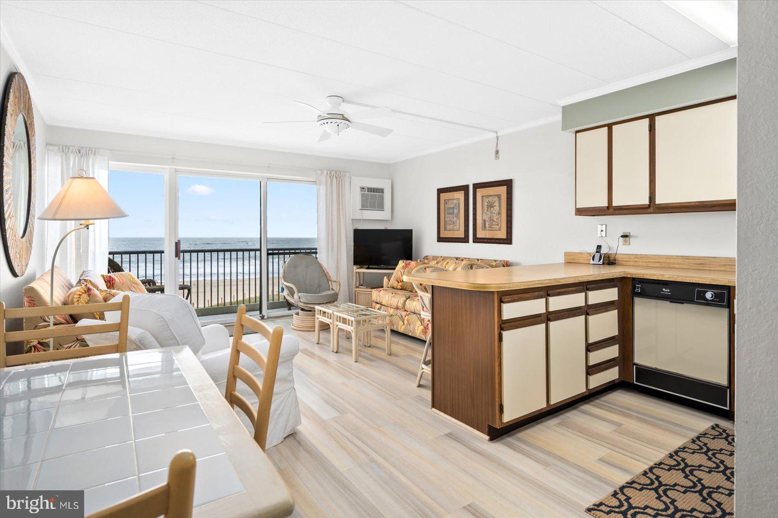 5801 Atlantic Ave #307