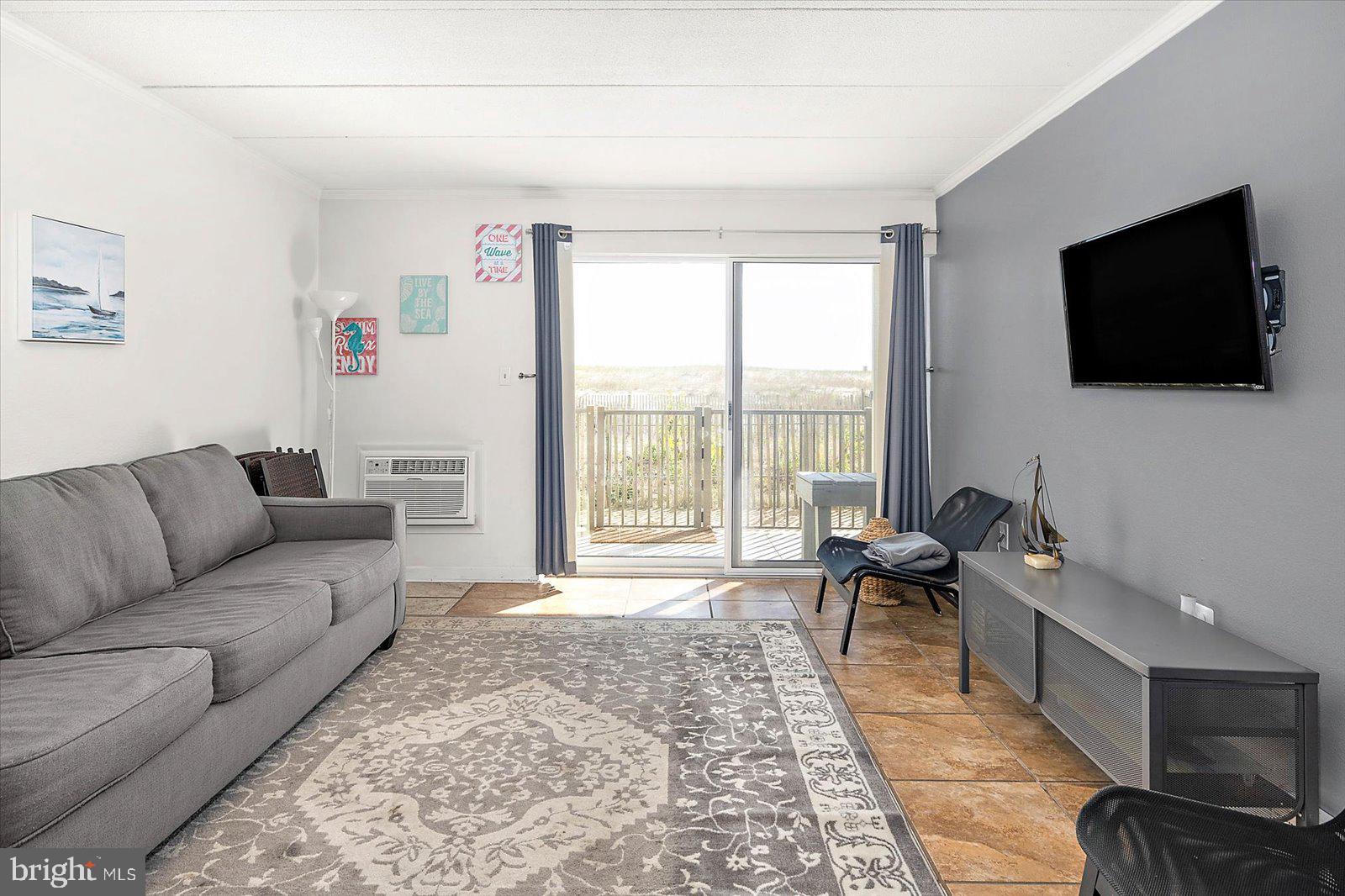 5201 Atlantic Ave #108