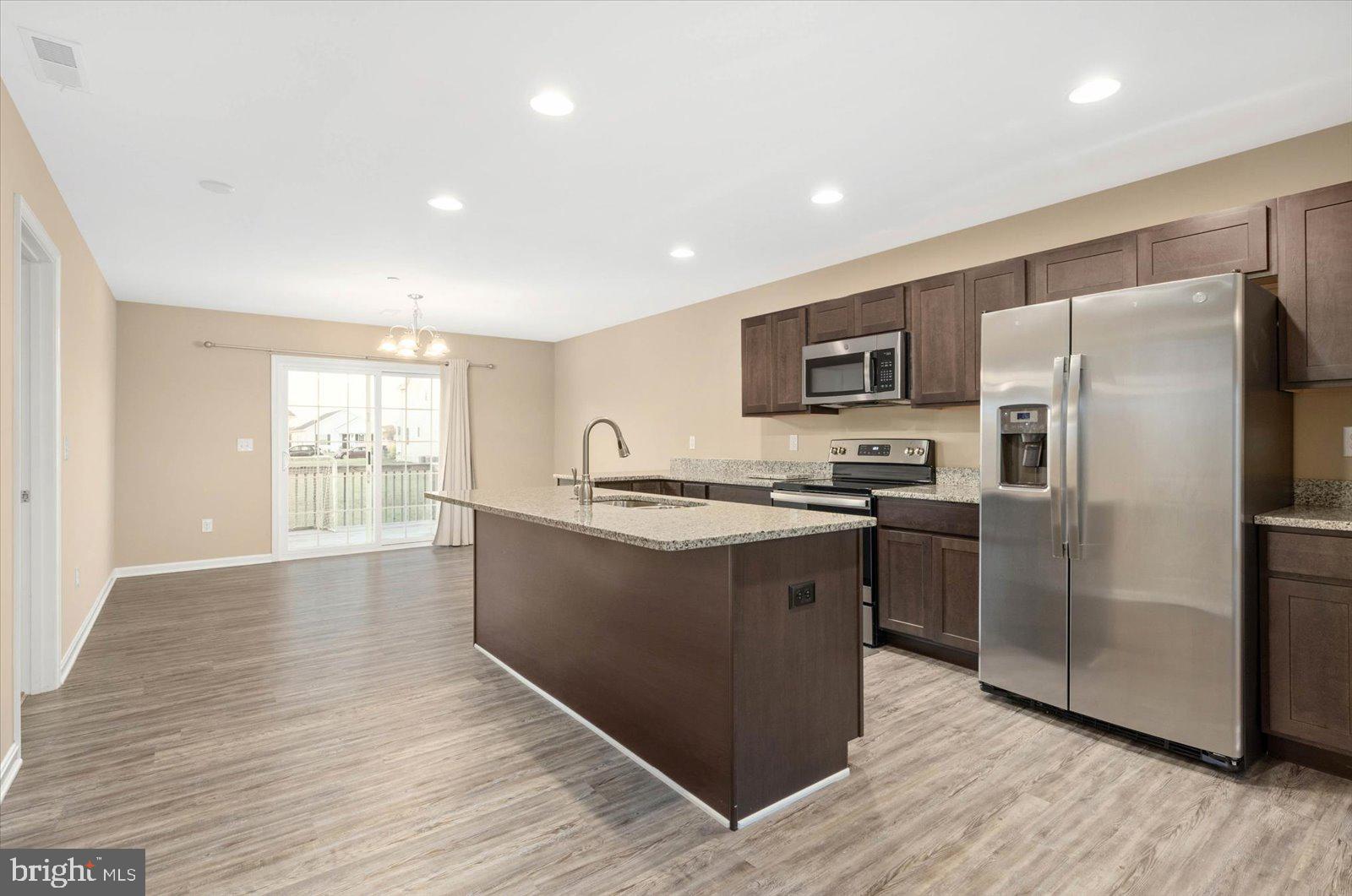 2102 Southern Fields Dr