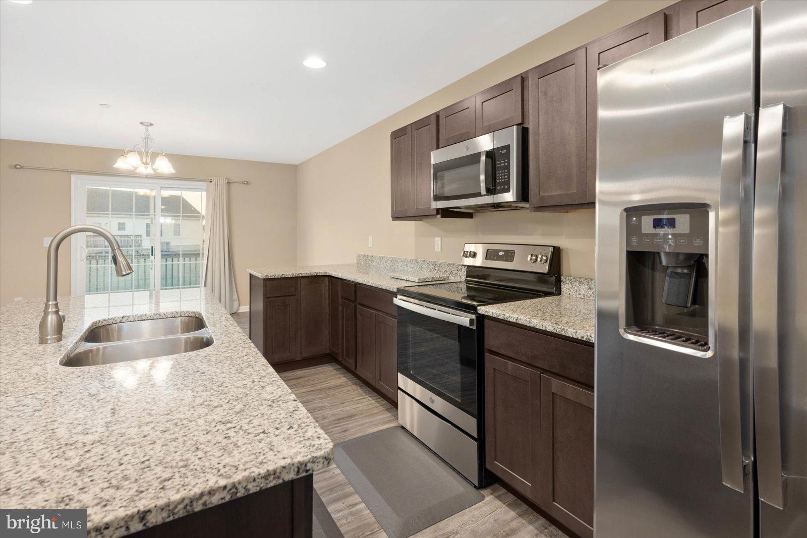 2102 Southern Fields Dr