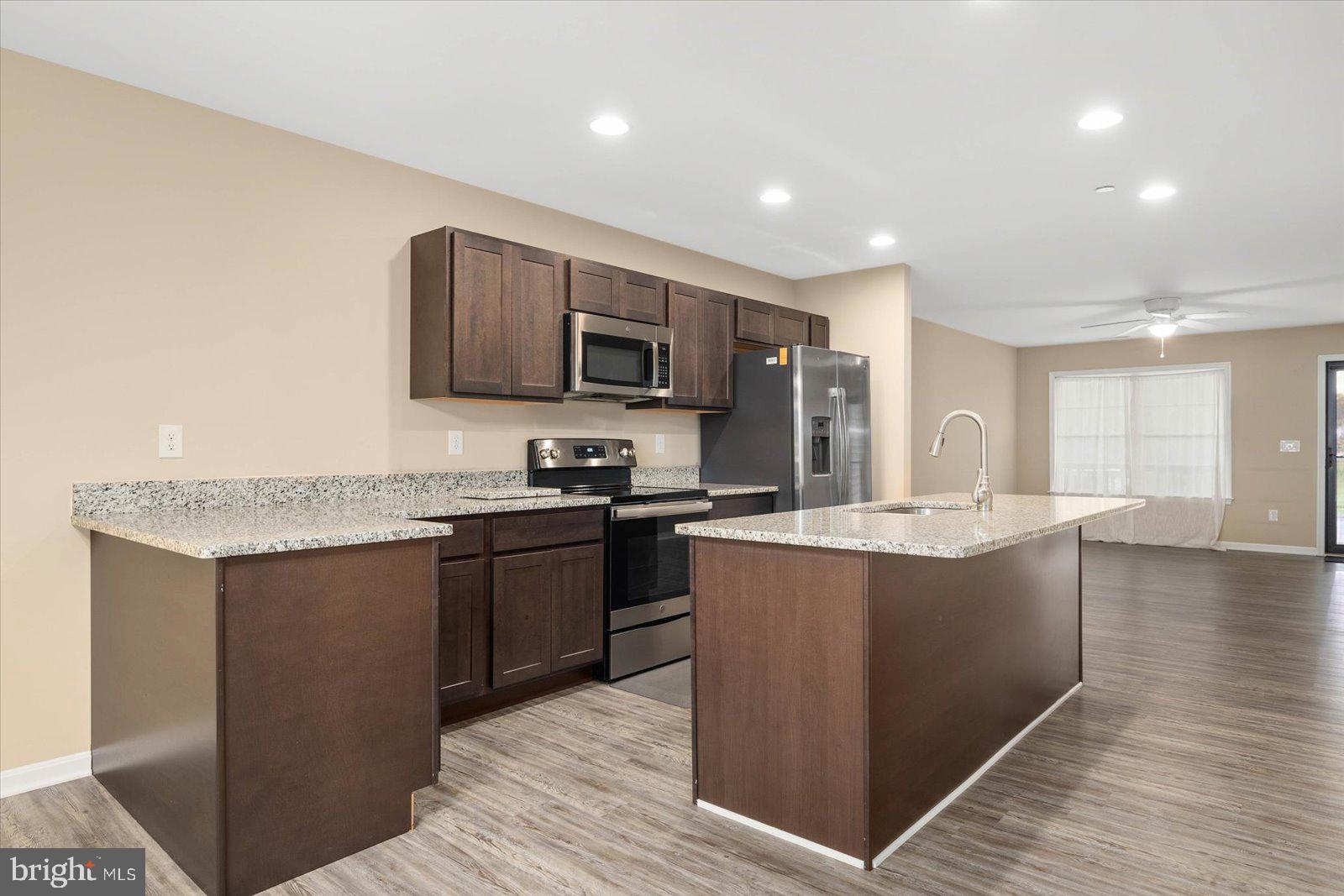 2102 Southern Fields Dr