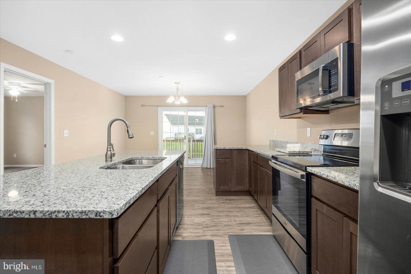 2102 Southern Fields Dr