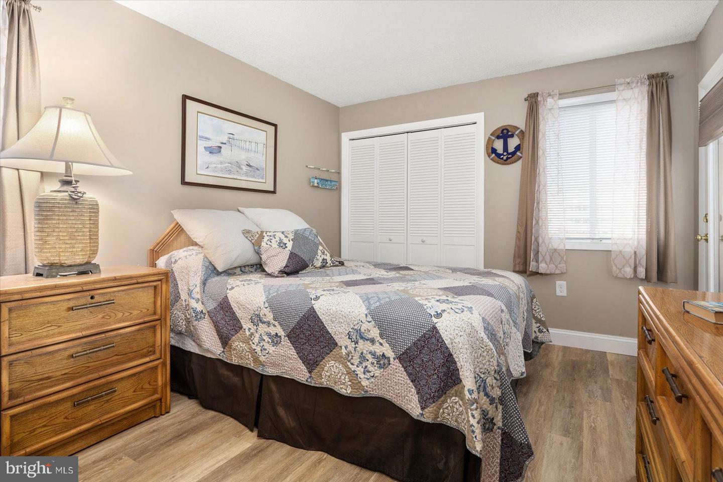 204 N Heron Dr #2047c