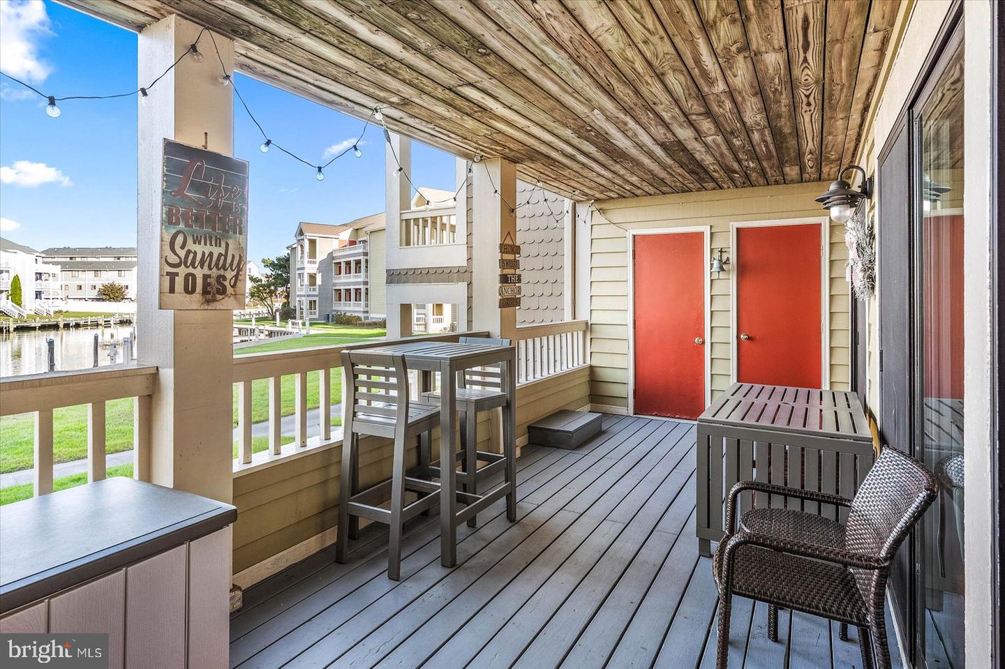 204 N Heron Dr #2047c