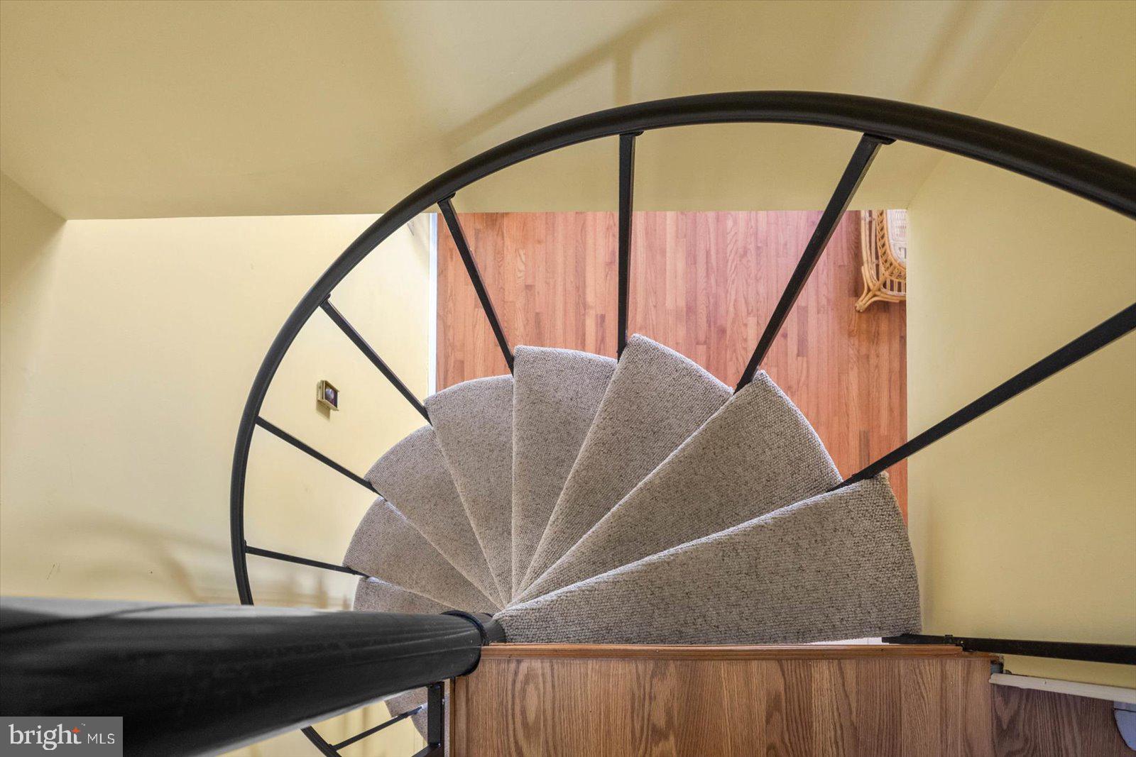 9307 Chesapeake Dr #28