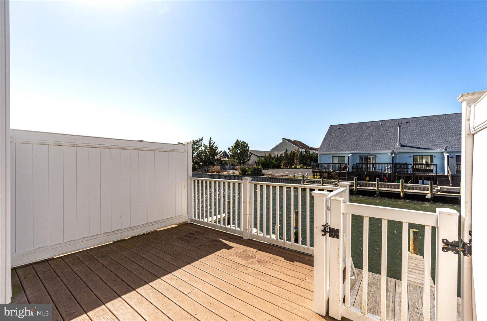 9307 Chesapeake Dr #28