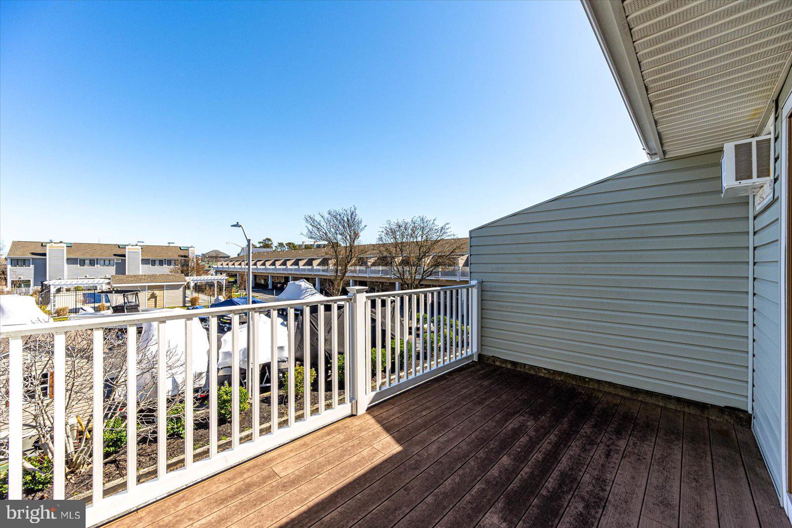 9307 Chesapeake Dr #28