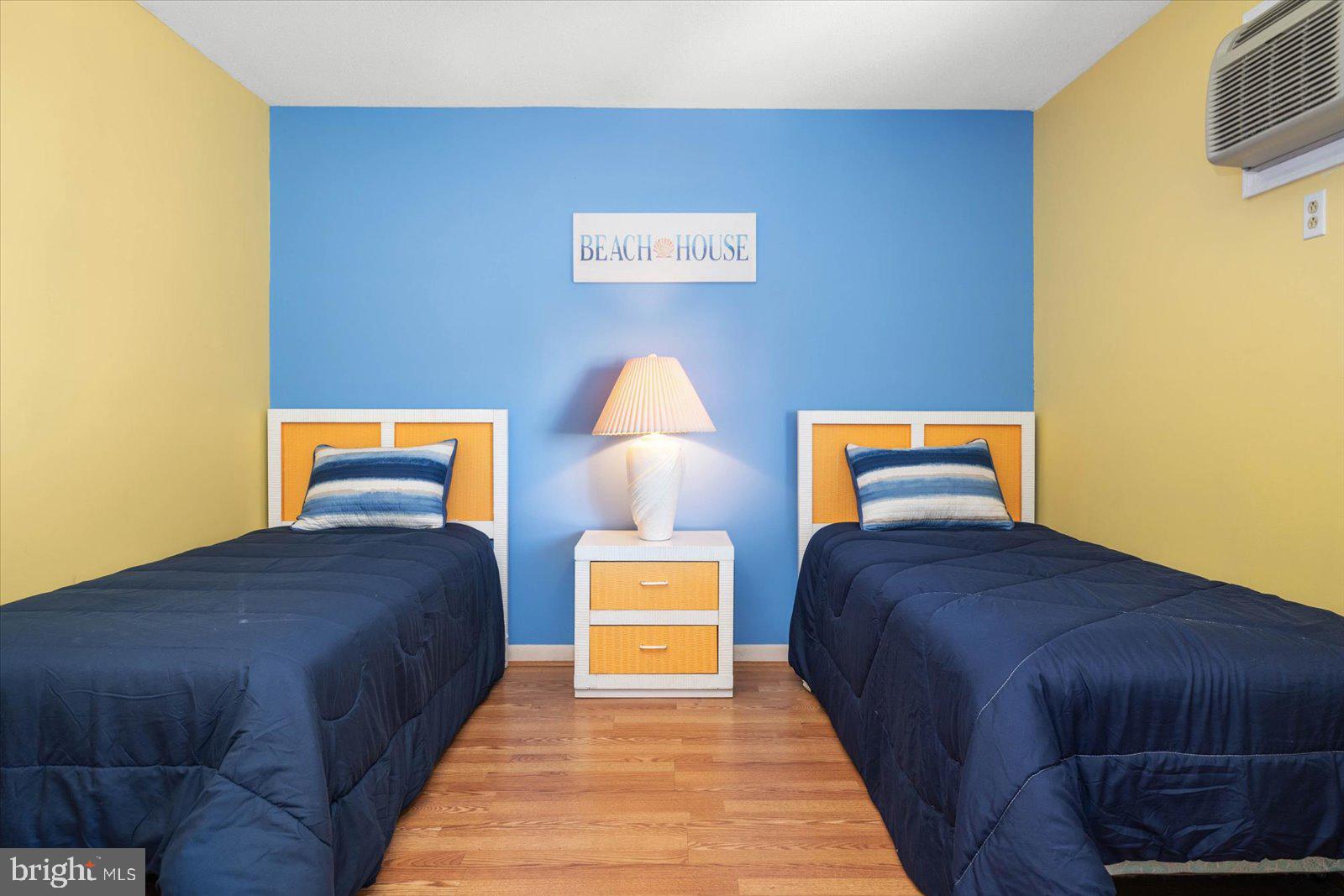 9307 Chesapeake Dr #28