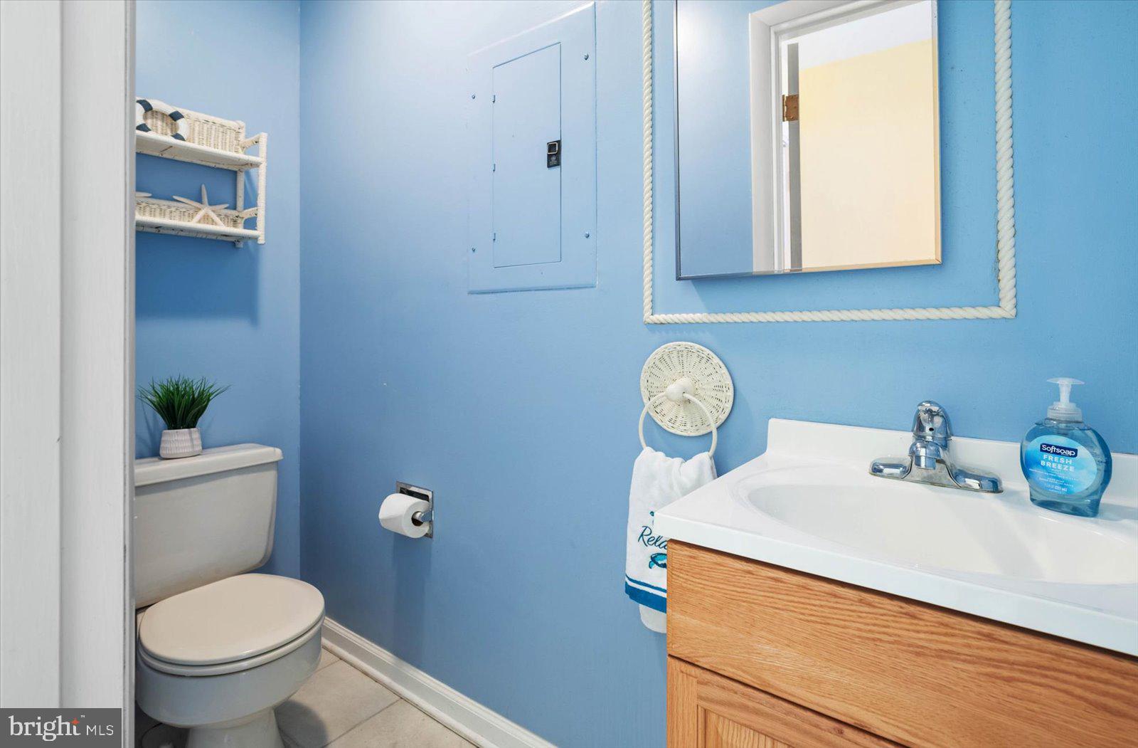 9307 Chesapeake Dr #28