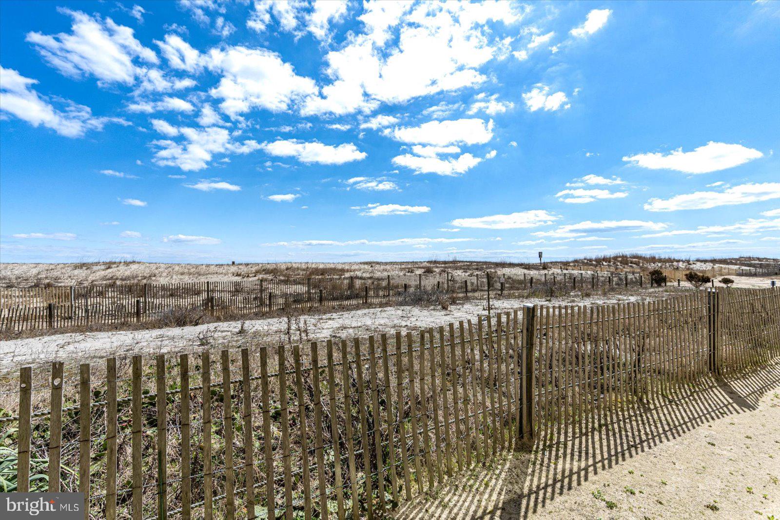 5201 Atlantic Ave #105