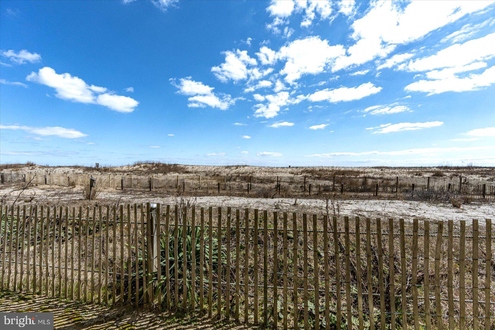 5201 Atlantic Ave #105