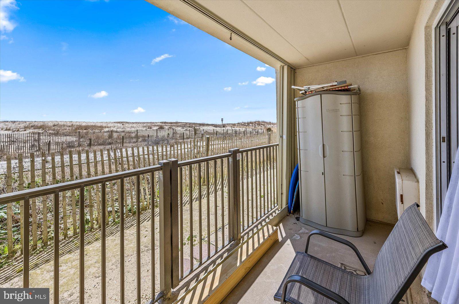 5201 Atlantic Ave #105