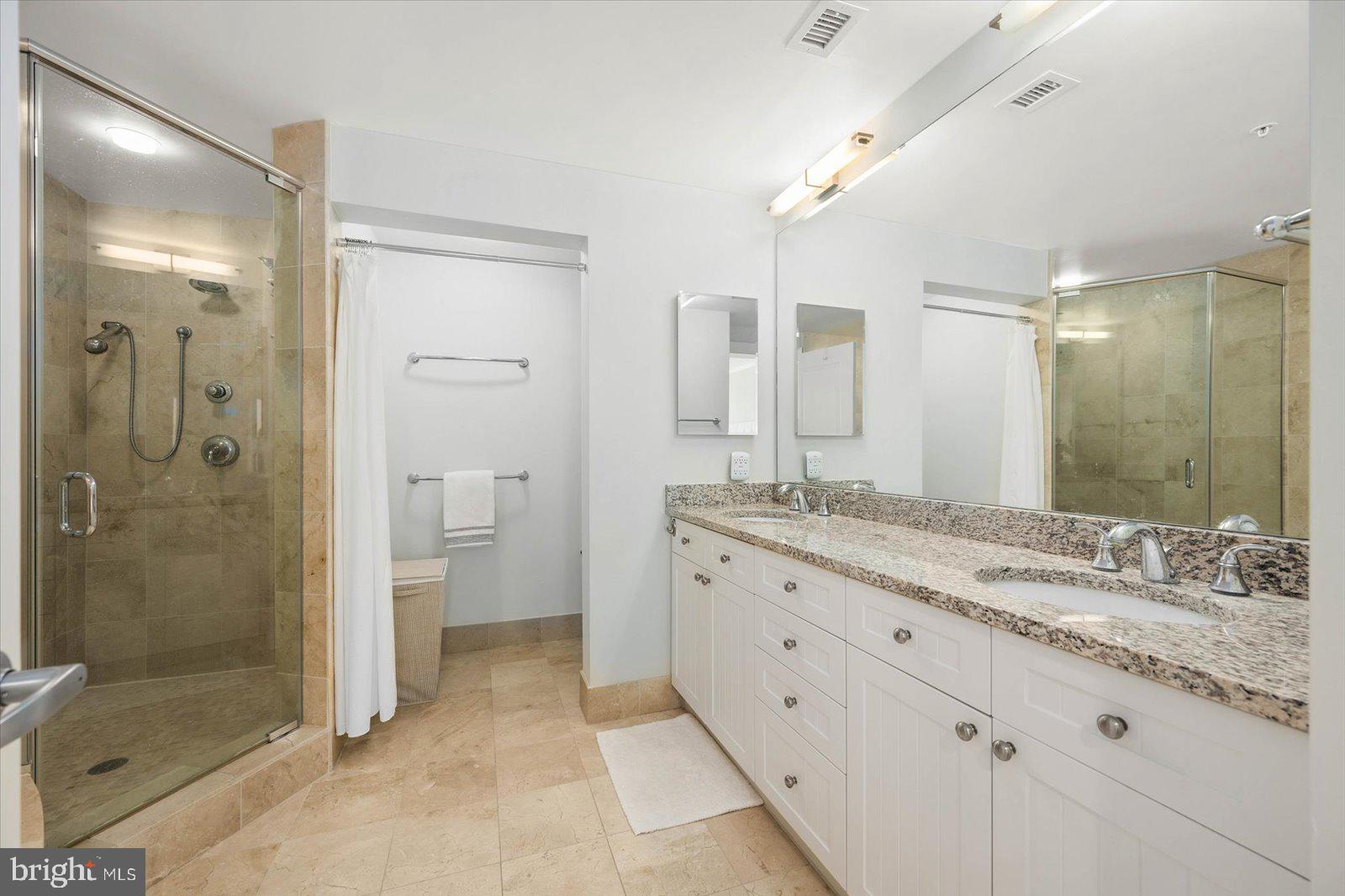 2 48th St #207