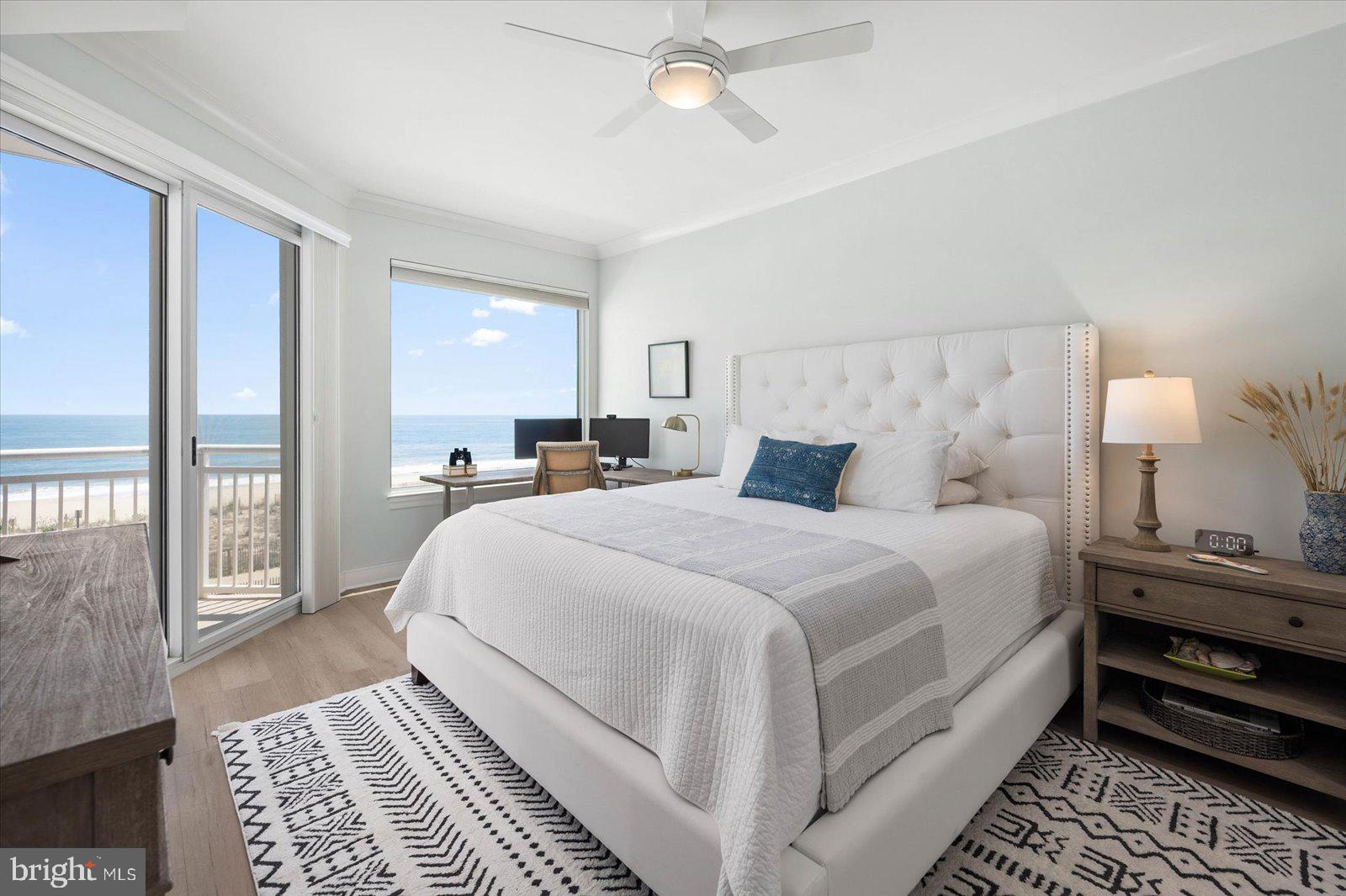 2 48th St #207