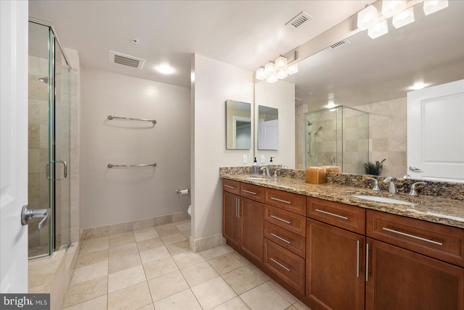 2 48th St #703