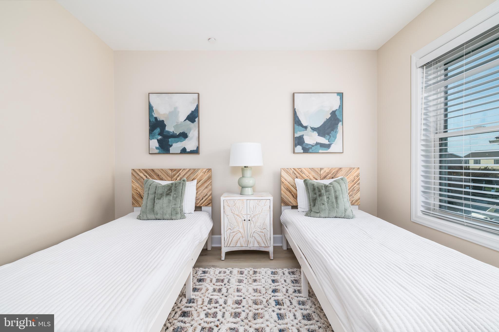 1505 SAINT LOUIS AVENUE 102