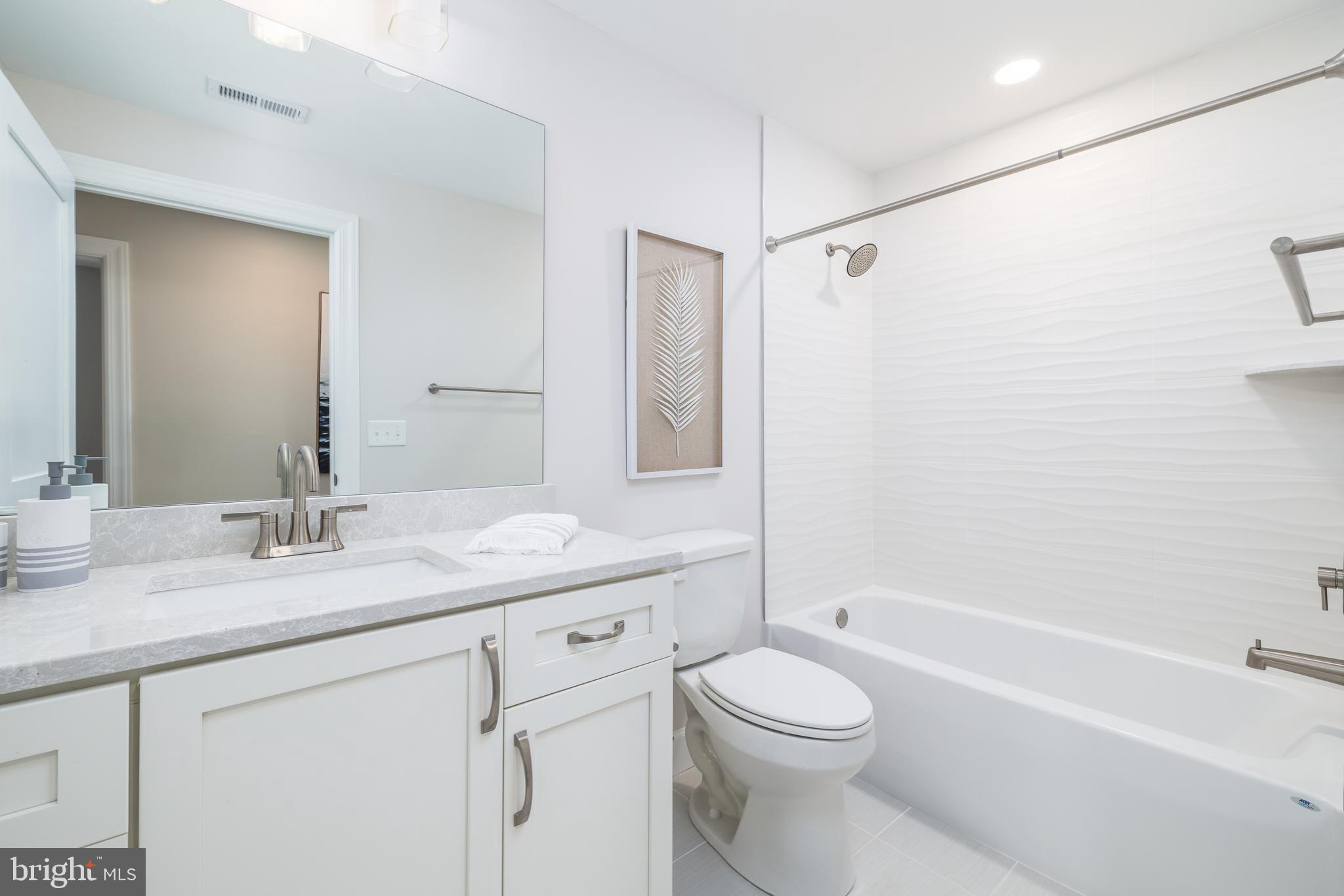 1505 SAINT LOUIS AVENUE 102