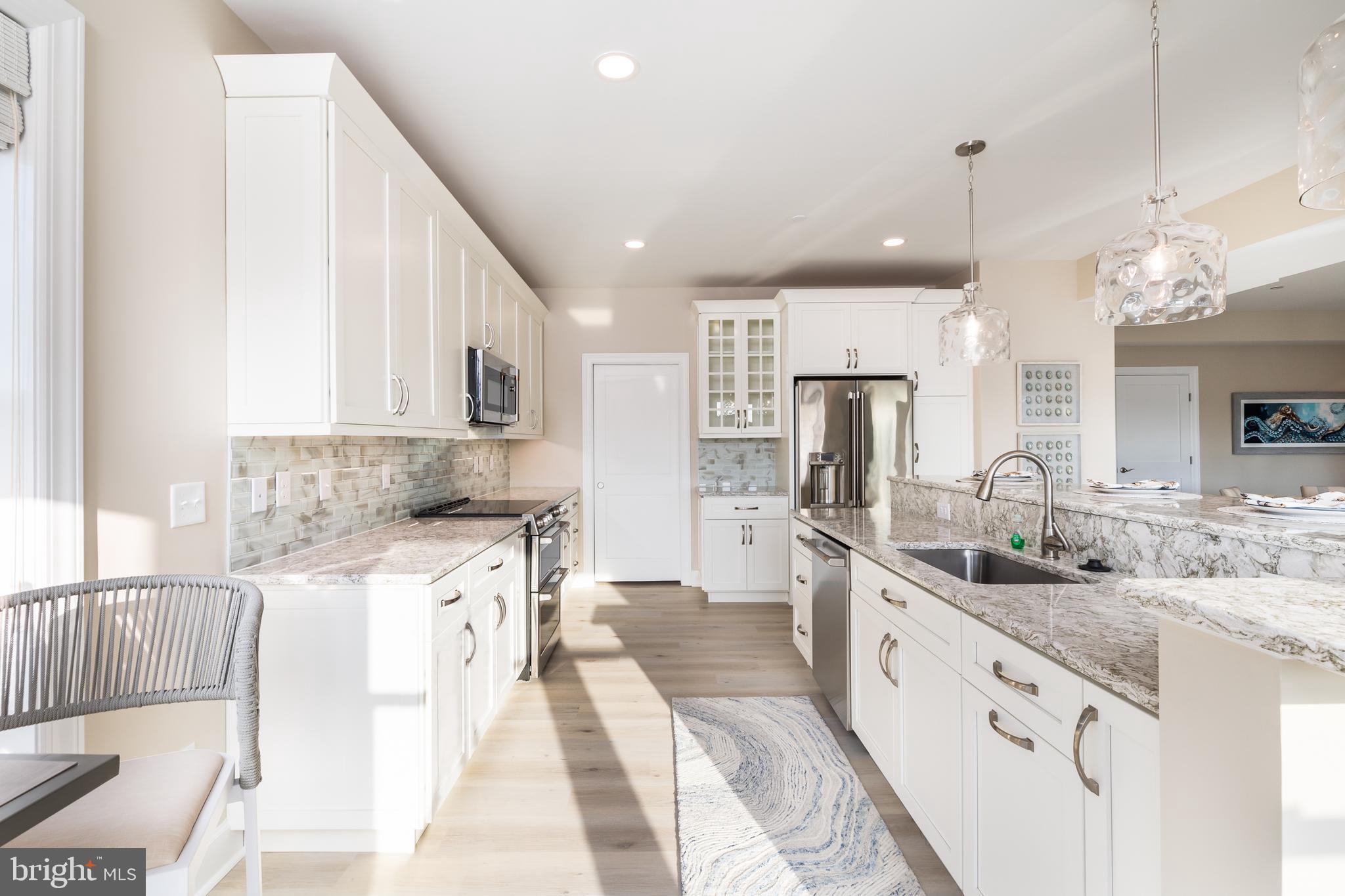 1505 SAINT LOUIS AVENUE 102