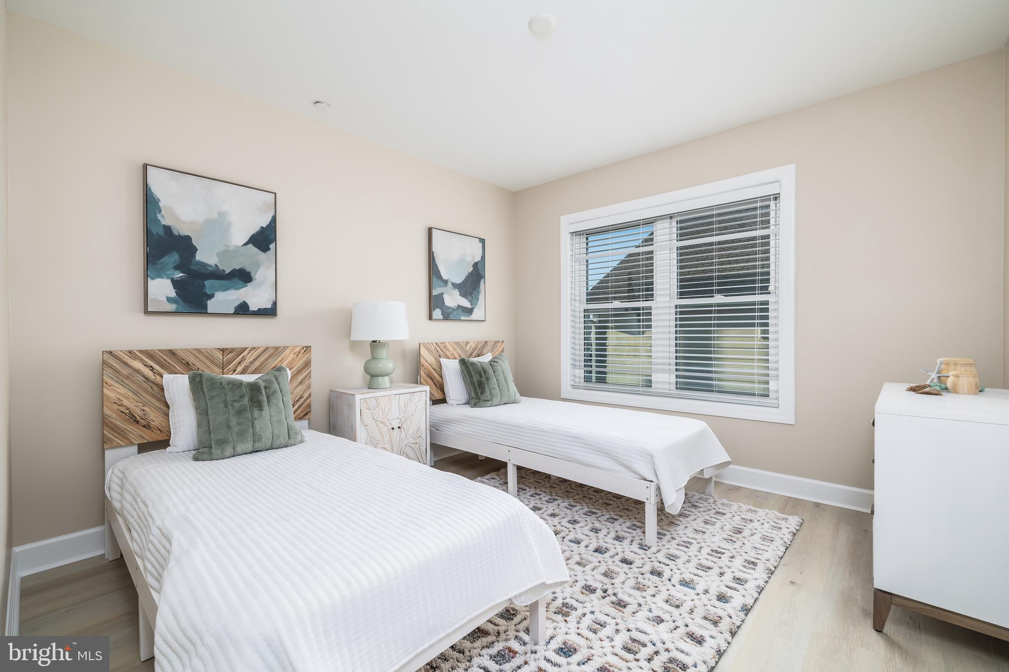 1505 SAINT LOUIS AVENUE 102