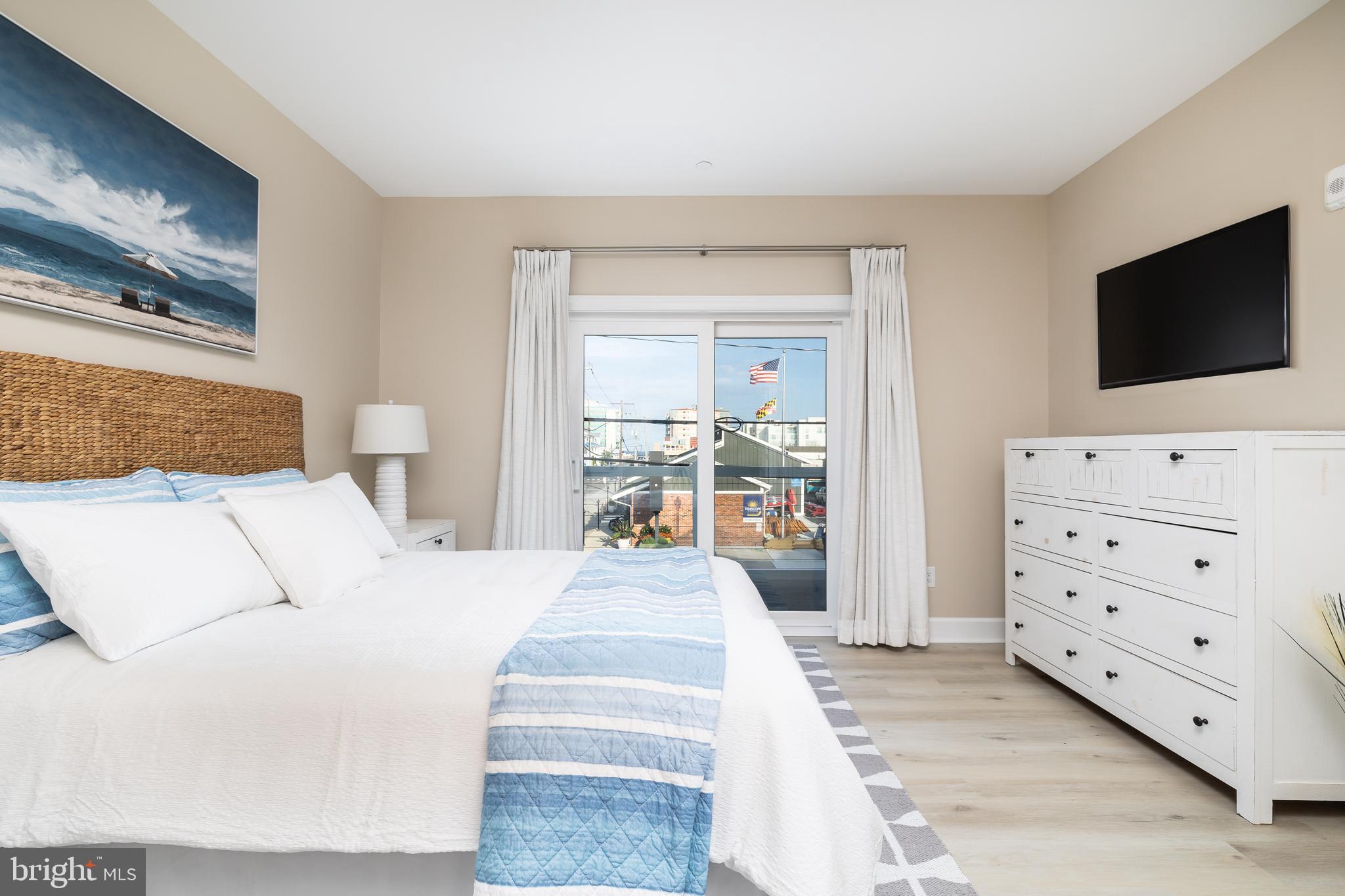 1505 SAINT LOUIS AVENUE 102