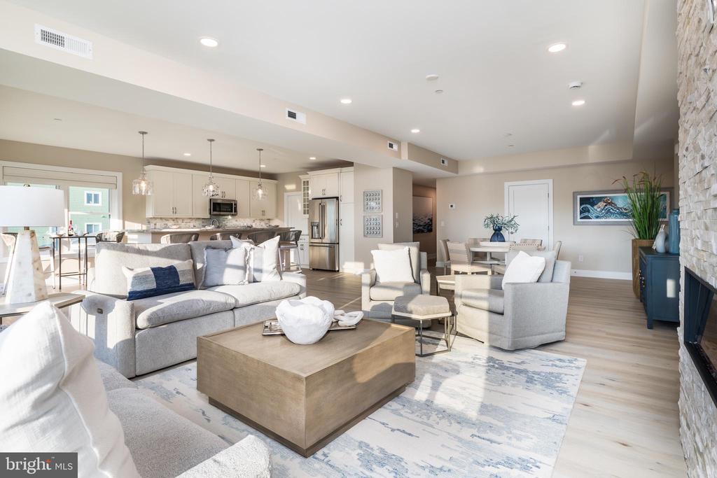 1505 SAINT LOUIS AVENUE 102