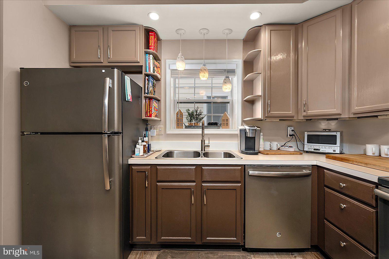 1400 Chicago Ave ##3