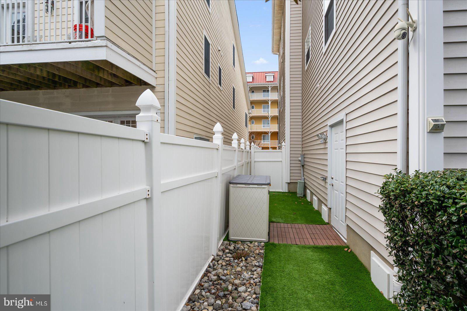 1400 Chicago Ave ##3