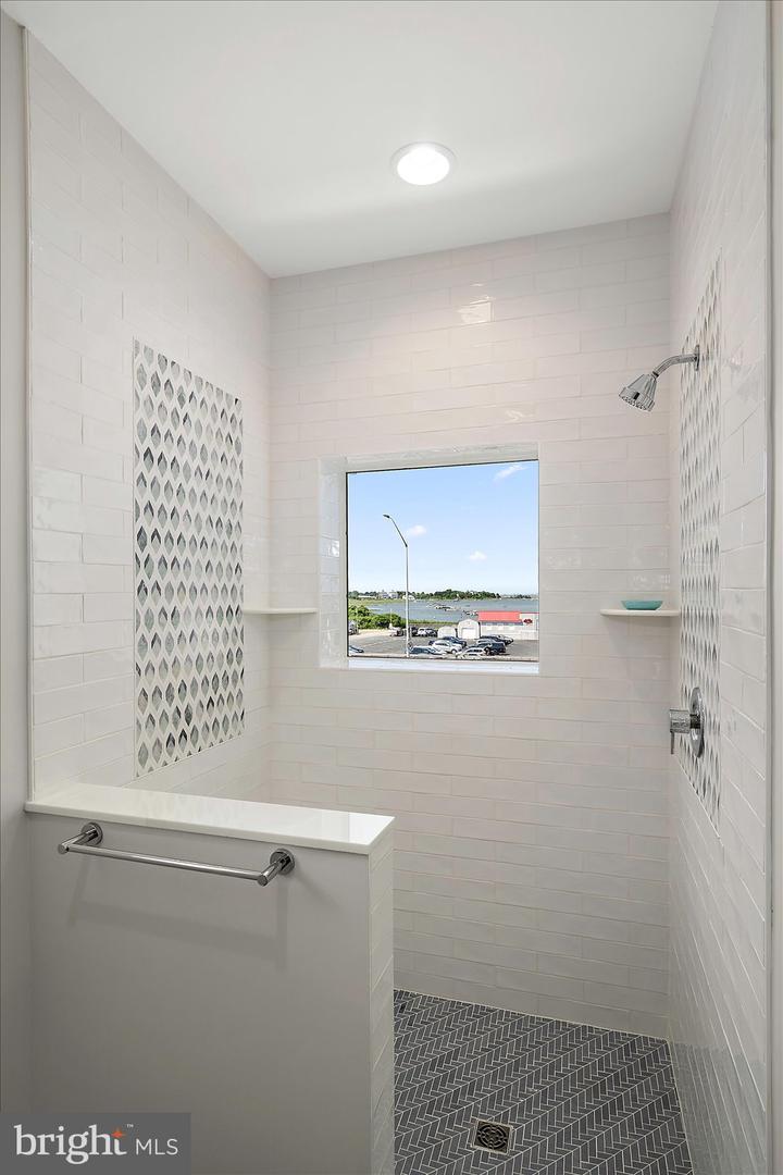 13000 Marina View Ln #20