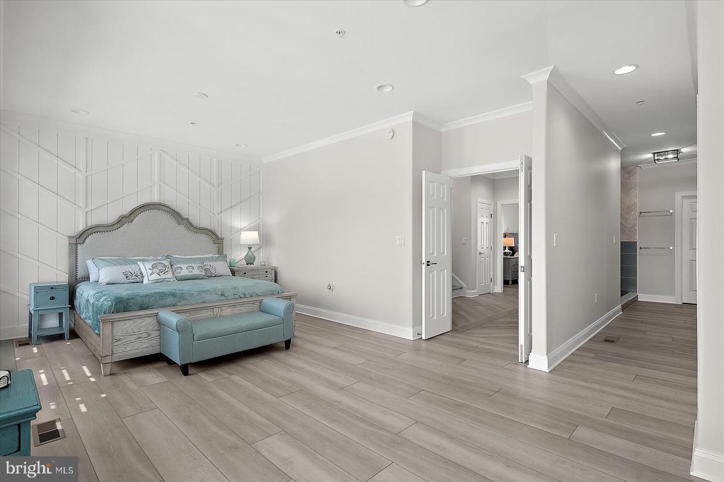 13000 Marina View Ln #20