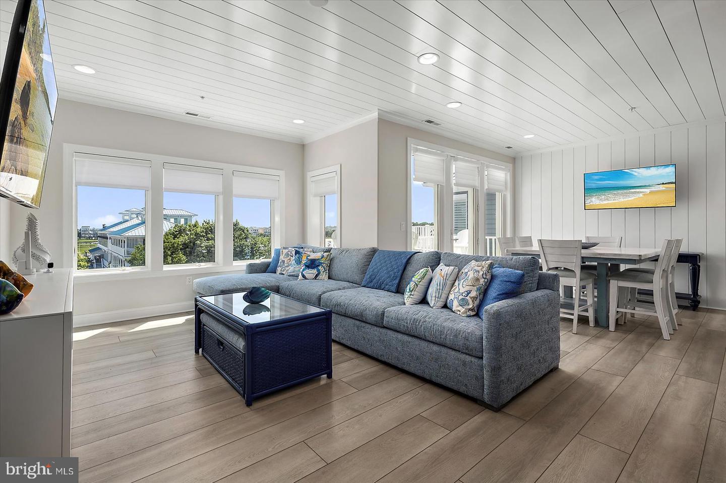 13000 Marina View Ln #20