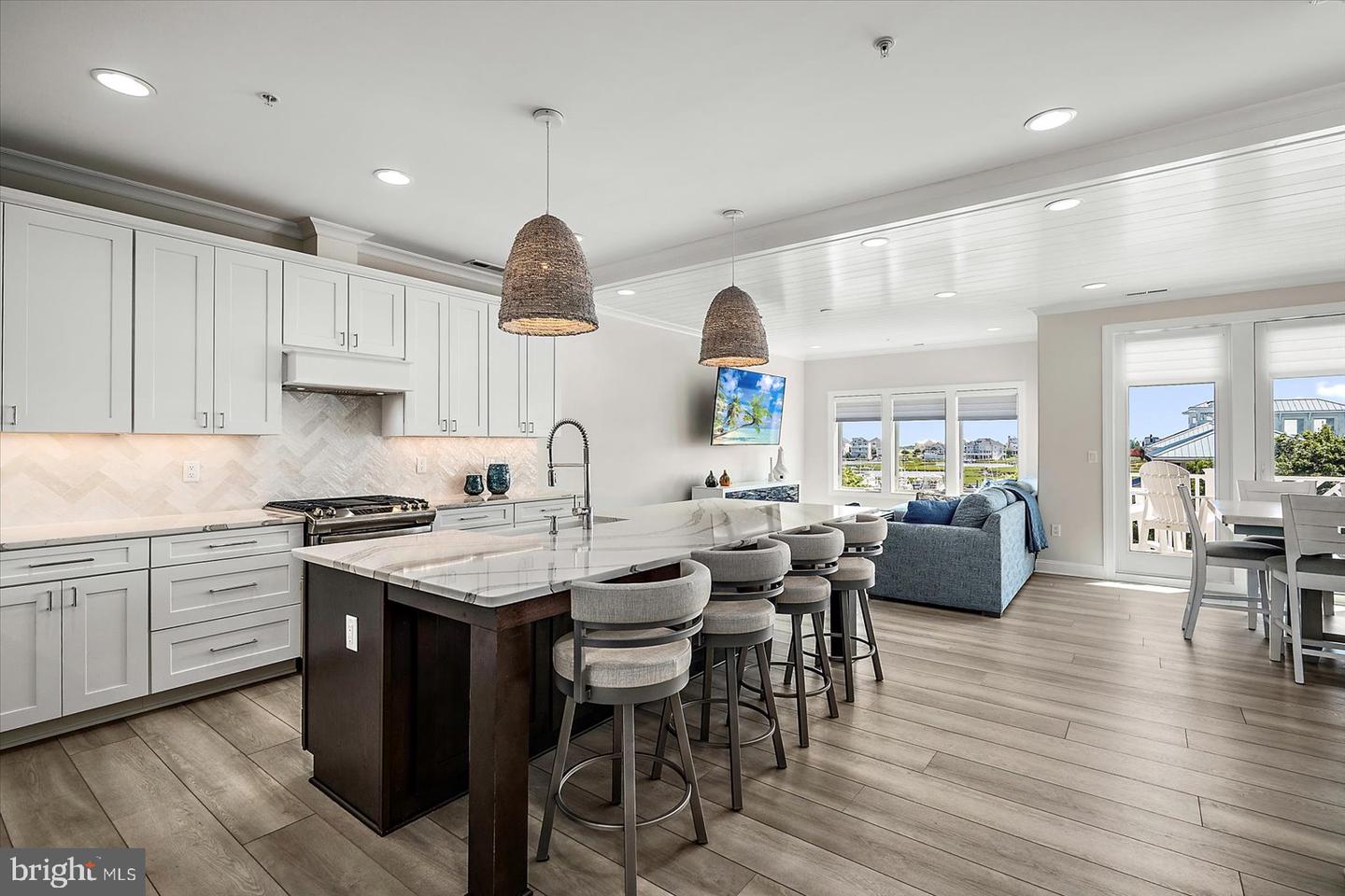 13000 Marina View Ln #20