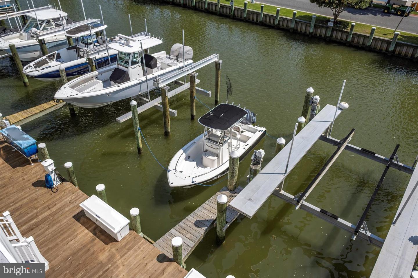 13000 Marina View Ln #20