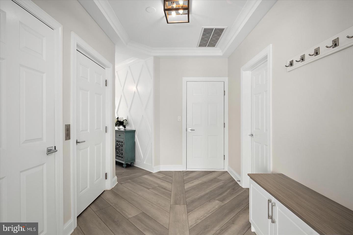 13000 Marina View Ln #20