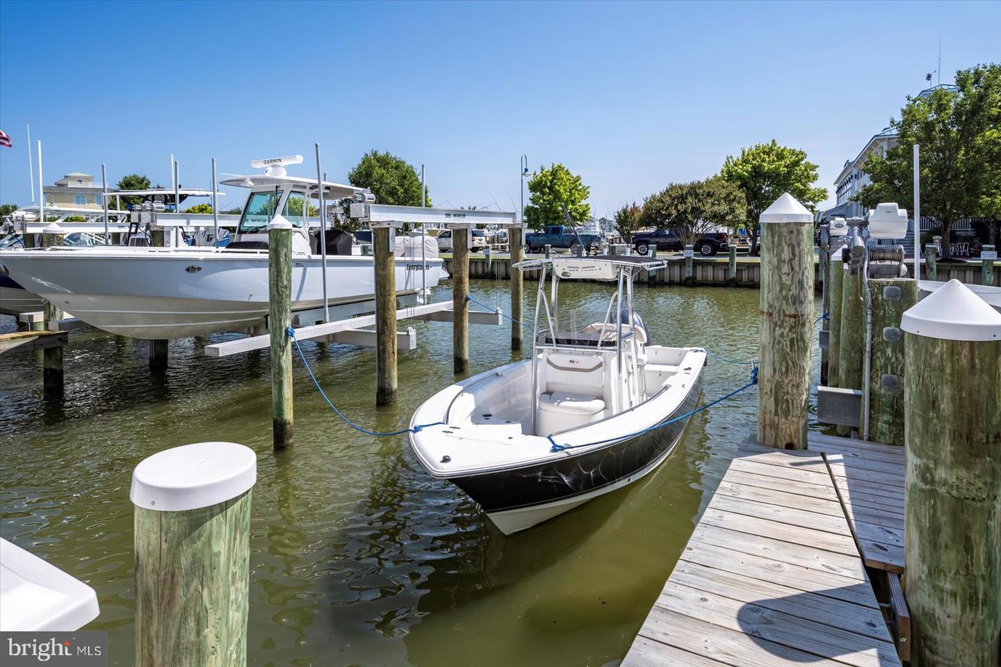 13000 Marina View Ln #20