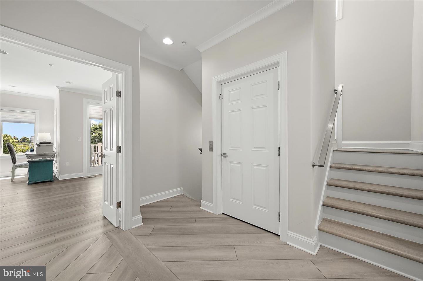 13000 Marina View Ln #20