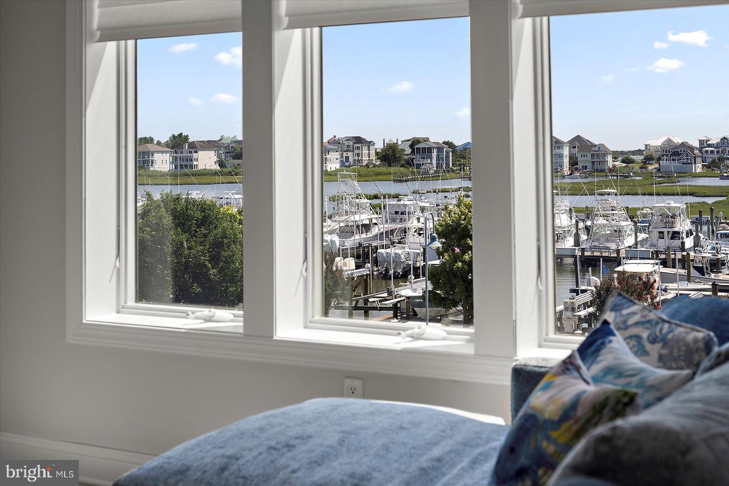 13000 Marina View Ln #20