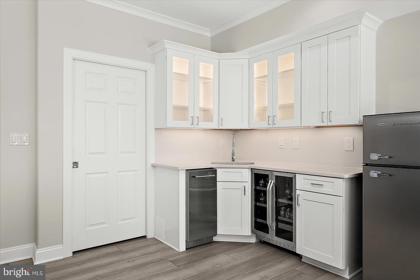 13000 Marina View Ln #20
