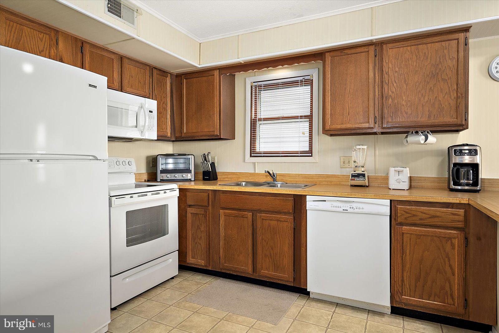 3701 COASTAL HIGHWAY 223E