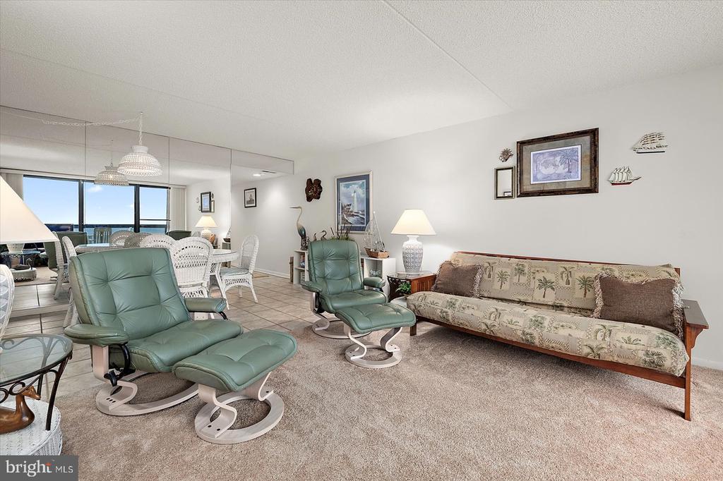 10900 COASTAL HIGHWAY 1809
