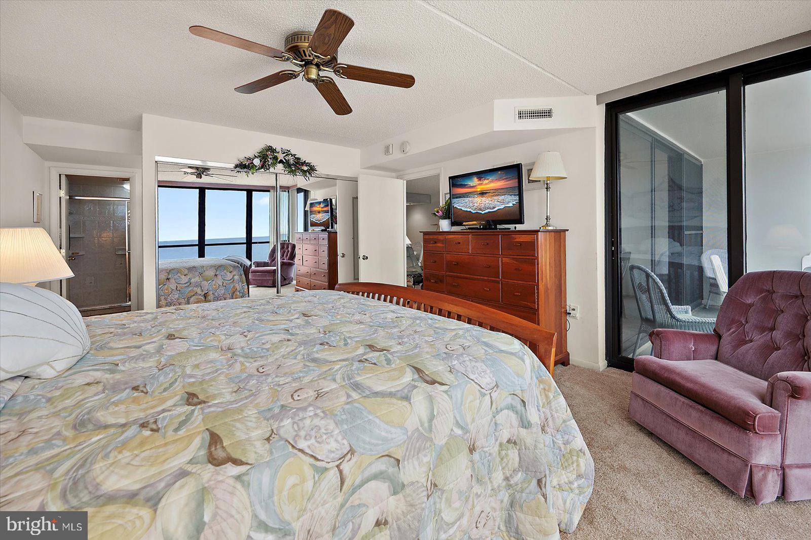 10900 COASTAL HIGHWAY 1809