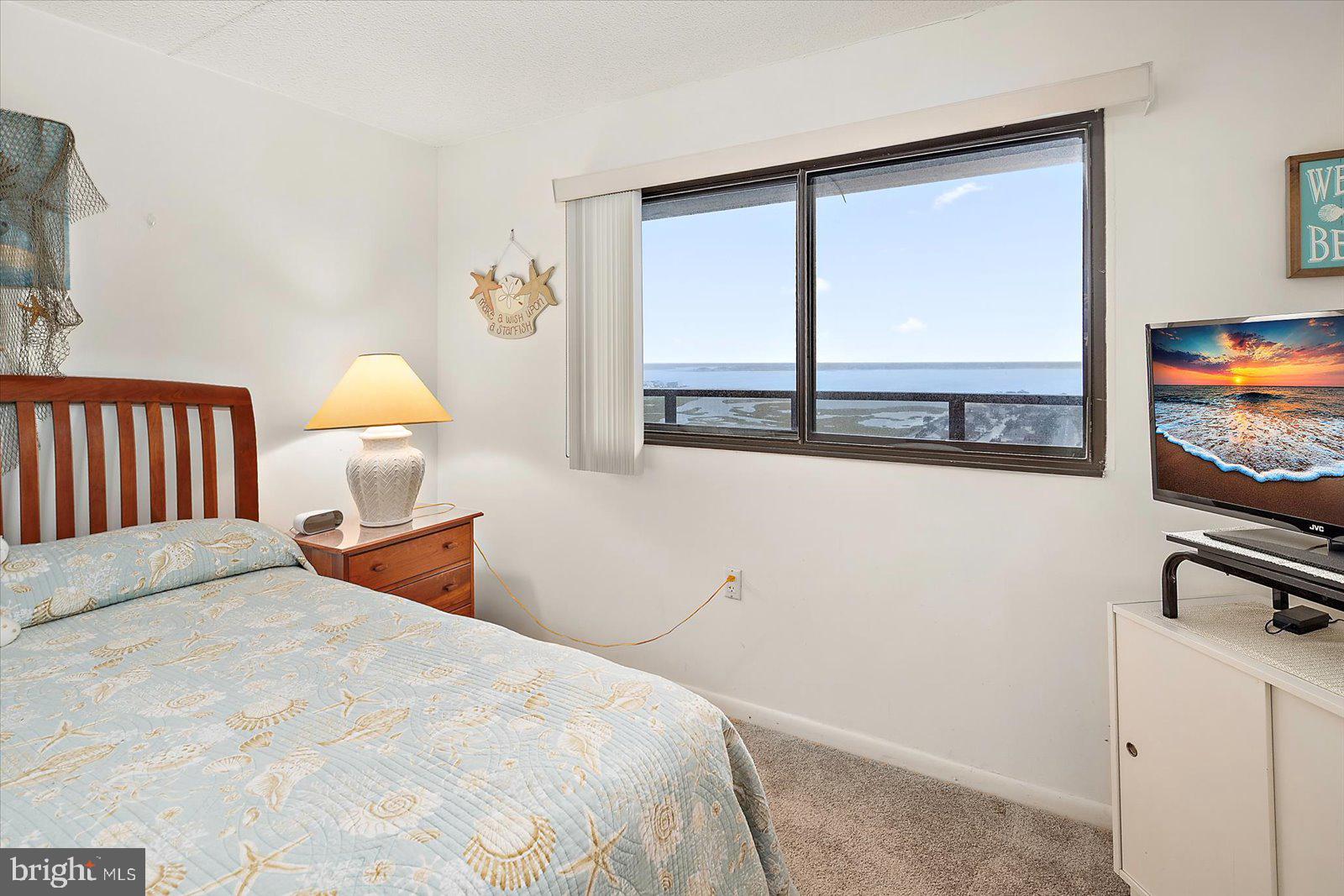 10900 COASTAL HIGHWAY 1809