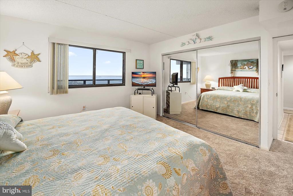 10900 COASTAL HIGHWAY 1809