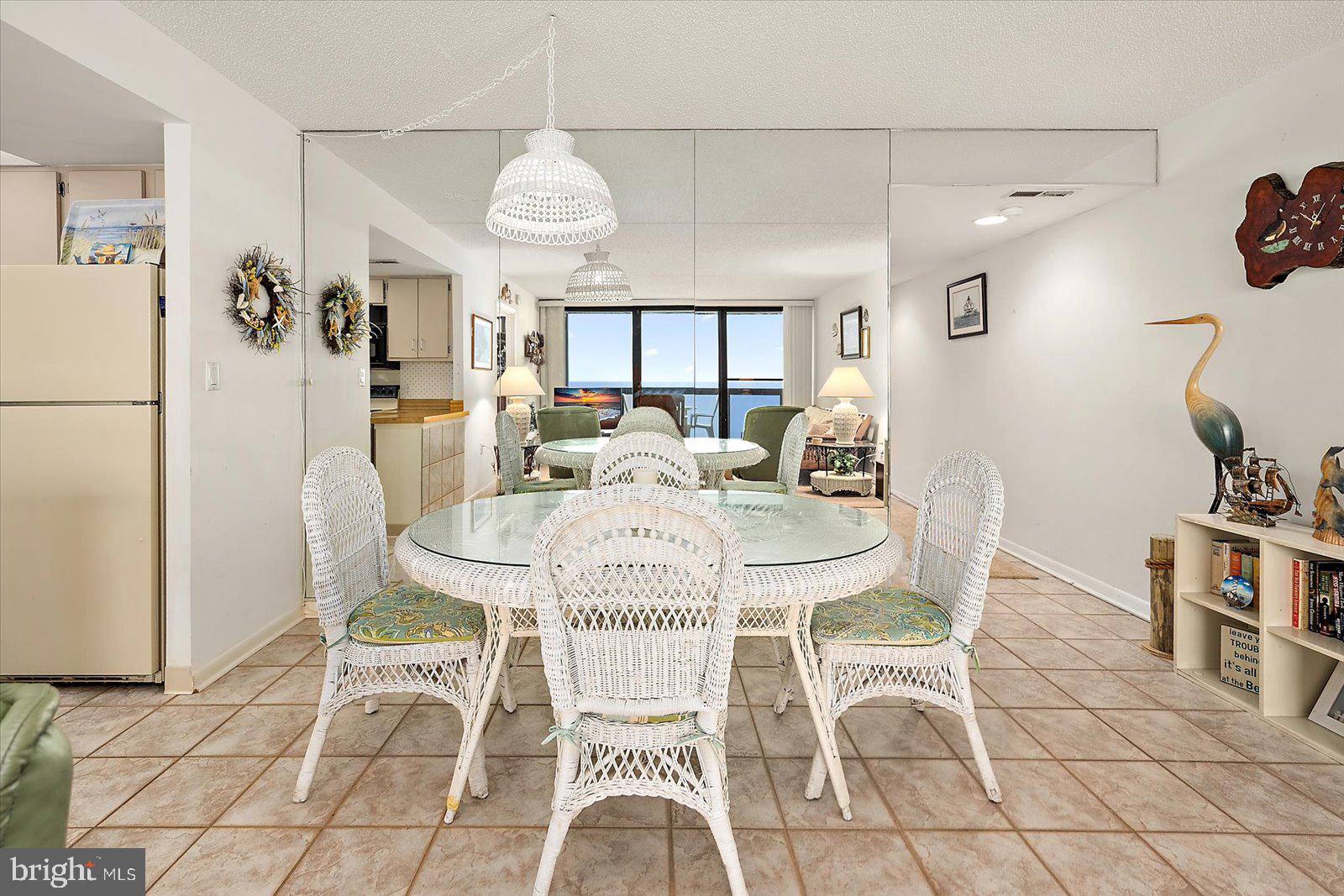 10900 COASTAL HIGHWAY 1809