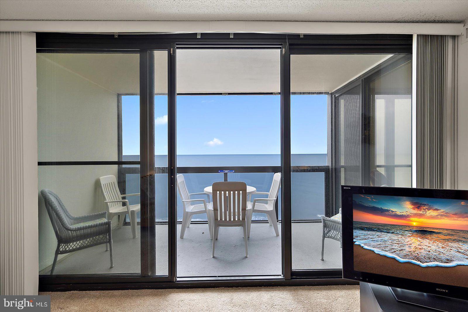 10900 COASTAL HIGHWAY 1809