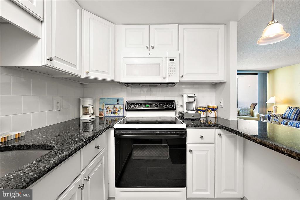 10900 COASTAL HIGHWAY 1502