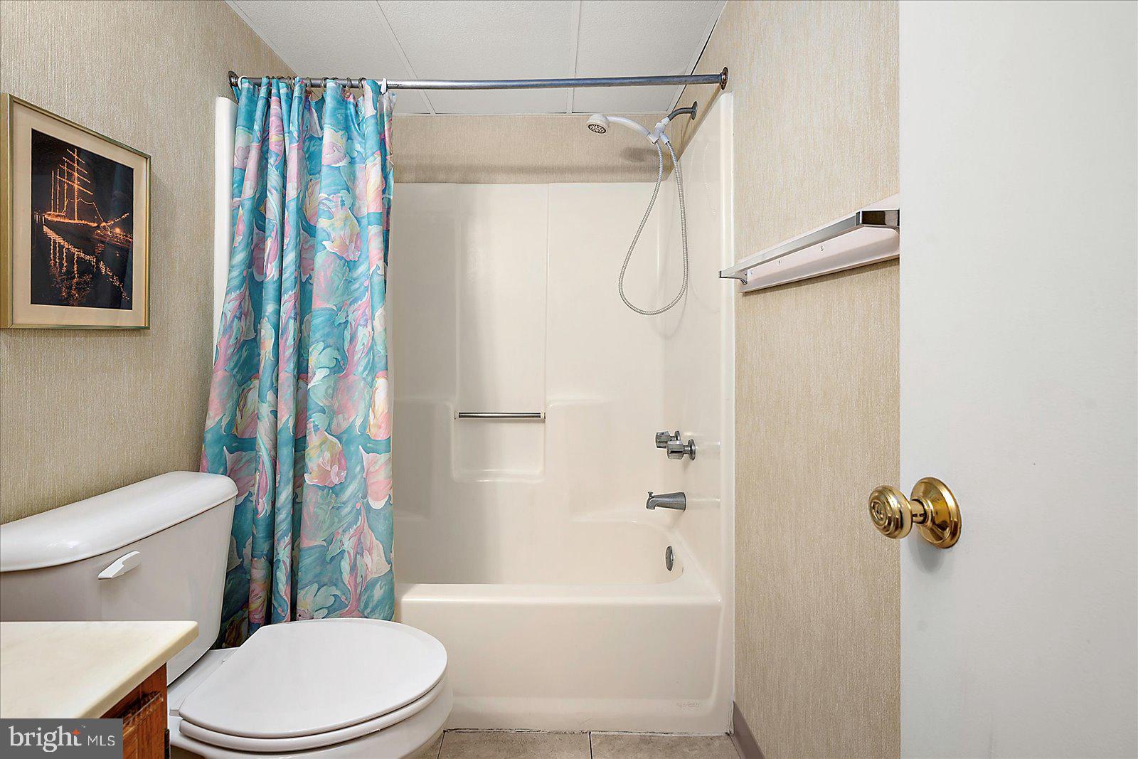 10002 COASTAL HIGHWAY 407