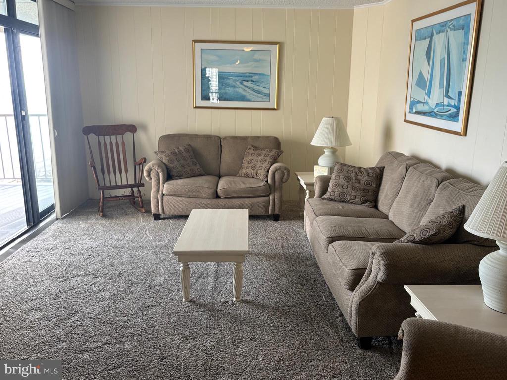 8800 COASTAL HIGHWAY 1307